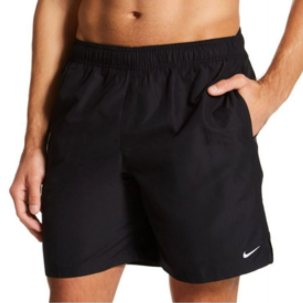 Nike Men’s ESSA559 Essential Lap 7 Inch Swim Volley shorts size Small